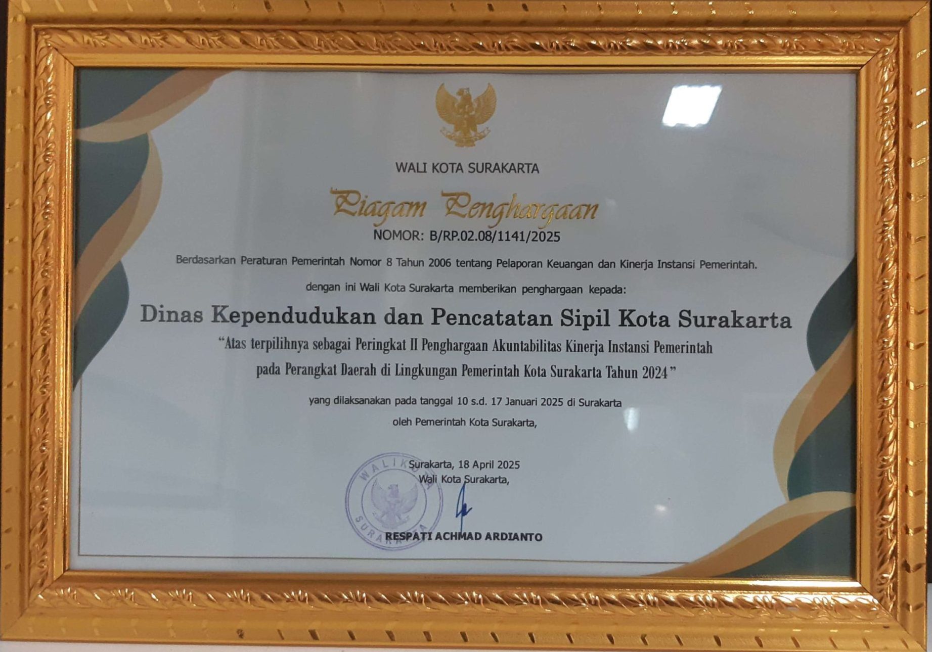Piagam Penghargaan Peringkat II Penghargaan Akuntabilitas Kinerja Instansi Pemerintah pada Perangkat DaerahTingkat Kota Piagam Penghargaan Peringkat II Penghargaan Akuntabilitas Kinerja Instansi Pemerintah pada Perangkat DaerahTingkat Kota