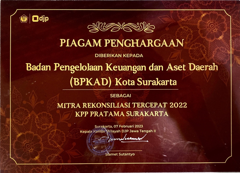 Piagam Penghargaan Mitra Rekonsiliasi Tercepat Tahun 2022 KPP Pratama Surakarta Piagam Penghargaan Mitra Rekonsiliasi Tercepat Tahun 2022 KPP Pratama Surakarta