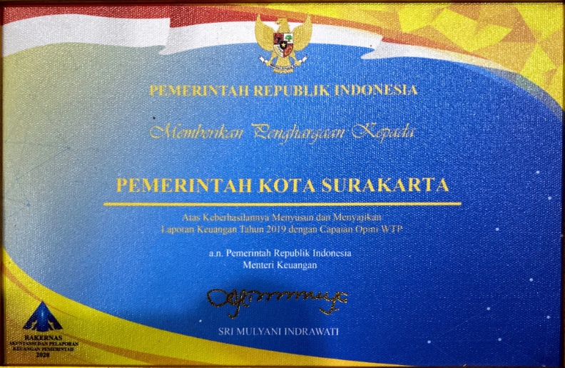 Penghargaan Atas Keberhasilannya Menyusun Dan Menyajikan Laporan Keuangan Tahun 2019 Dengan Capaian Opini WTP Penghargaan Atas Keberhasilannya Menyusun Dan Menyajikan Laporan Keuangan Tahun 2019 Dengan Capaian Opini WTP