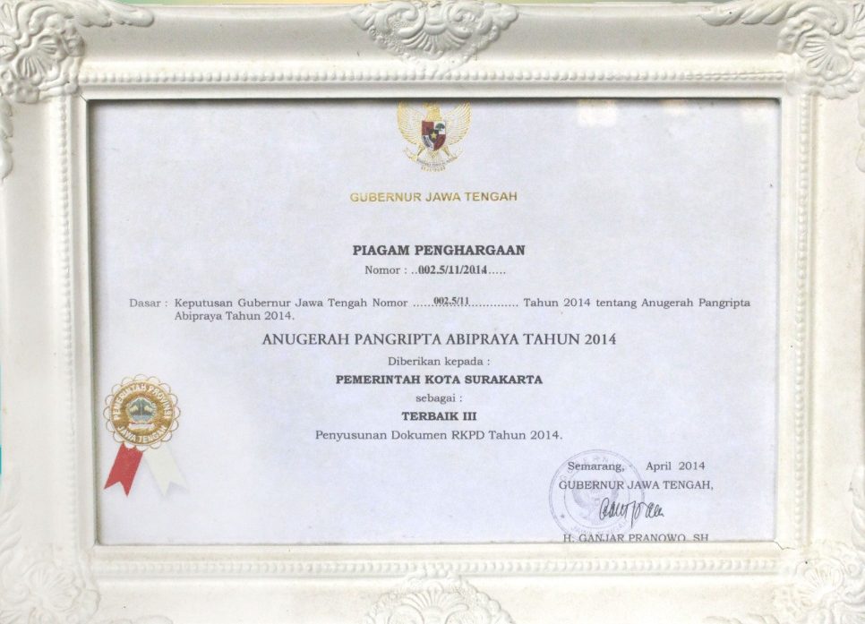 Anugrah Pangripta Abipraya Tahun 2014 Terbaik Ke-III Tingkat Provinsi Anugrah Pangripta Abipraya Tahun 2014 Terbaik Ke-III Tingkat Provinsi